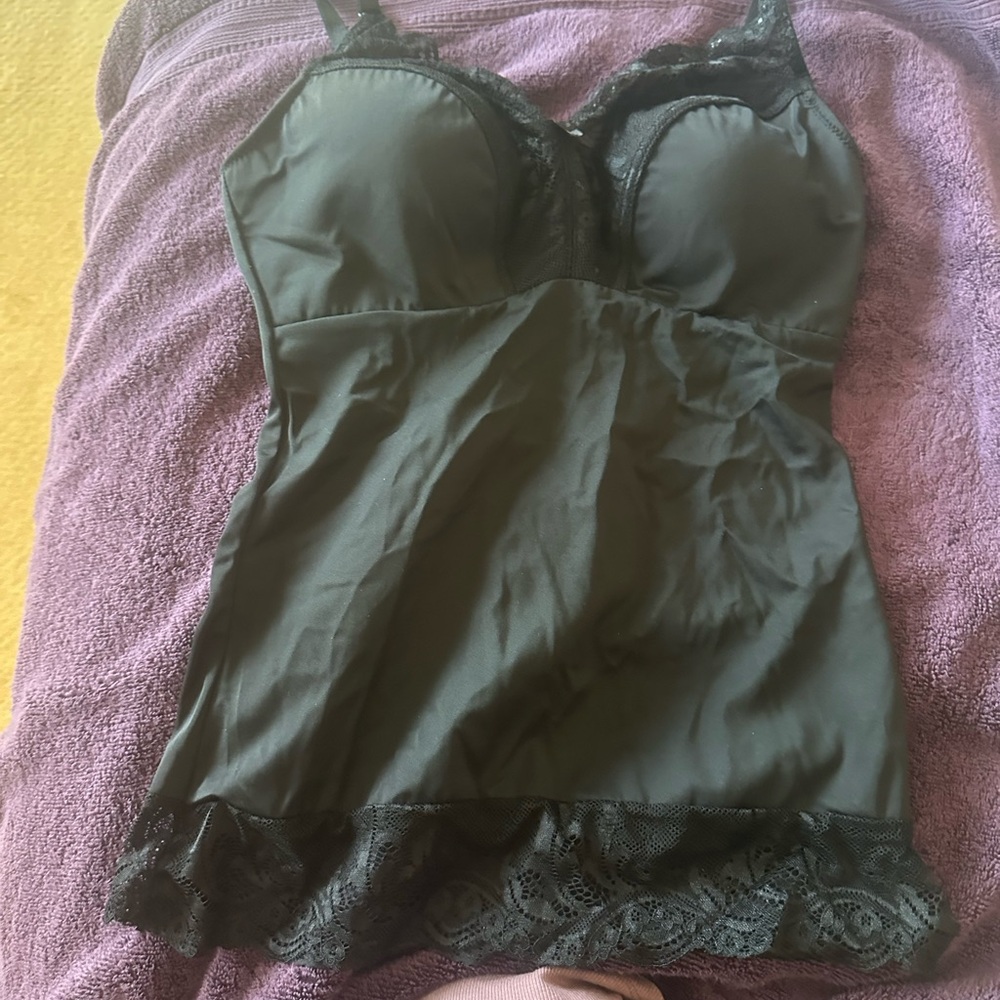 Rhonda Shear Black camisole bra with Lace Trim
Size large